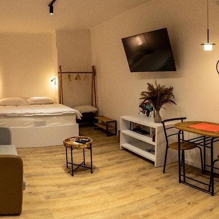 Blloku Studio Apartament ติรานา ภายนอก รูปภาพ