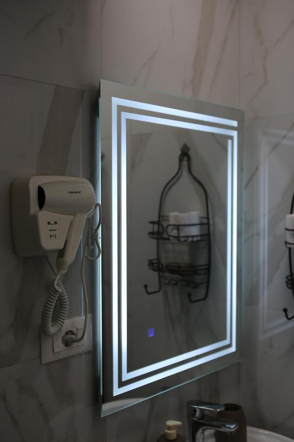Blloku Studio Apartament ติรานา ภายนอก รูปภาพ